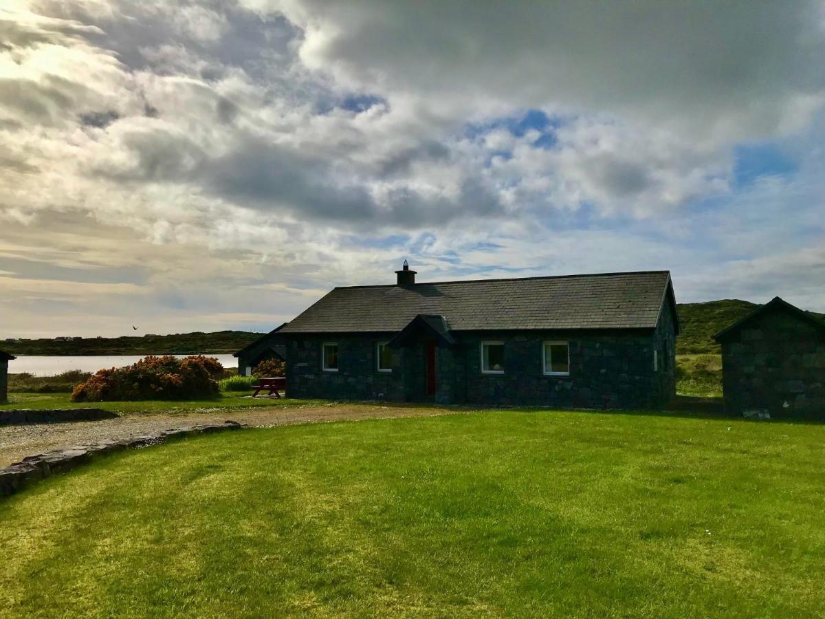Kilronan Cottage Ballyconneely Exteriör bild